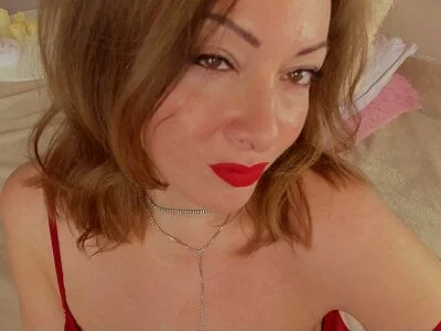 Alice_Sweetyyy Stripchat Model