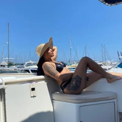 Inndrahot Stripchat Model