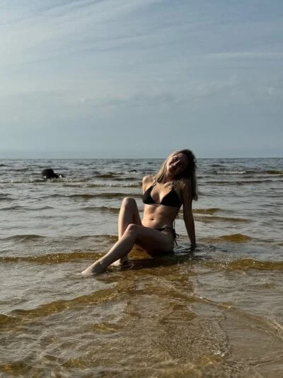 Mally_Say Stripchat Model